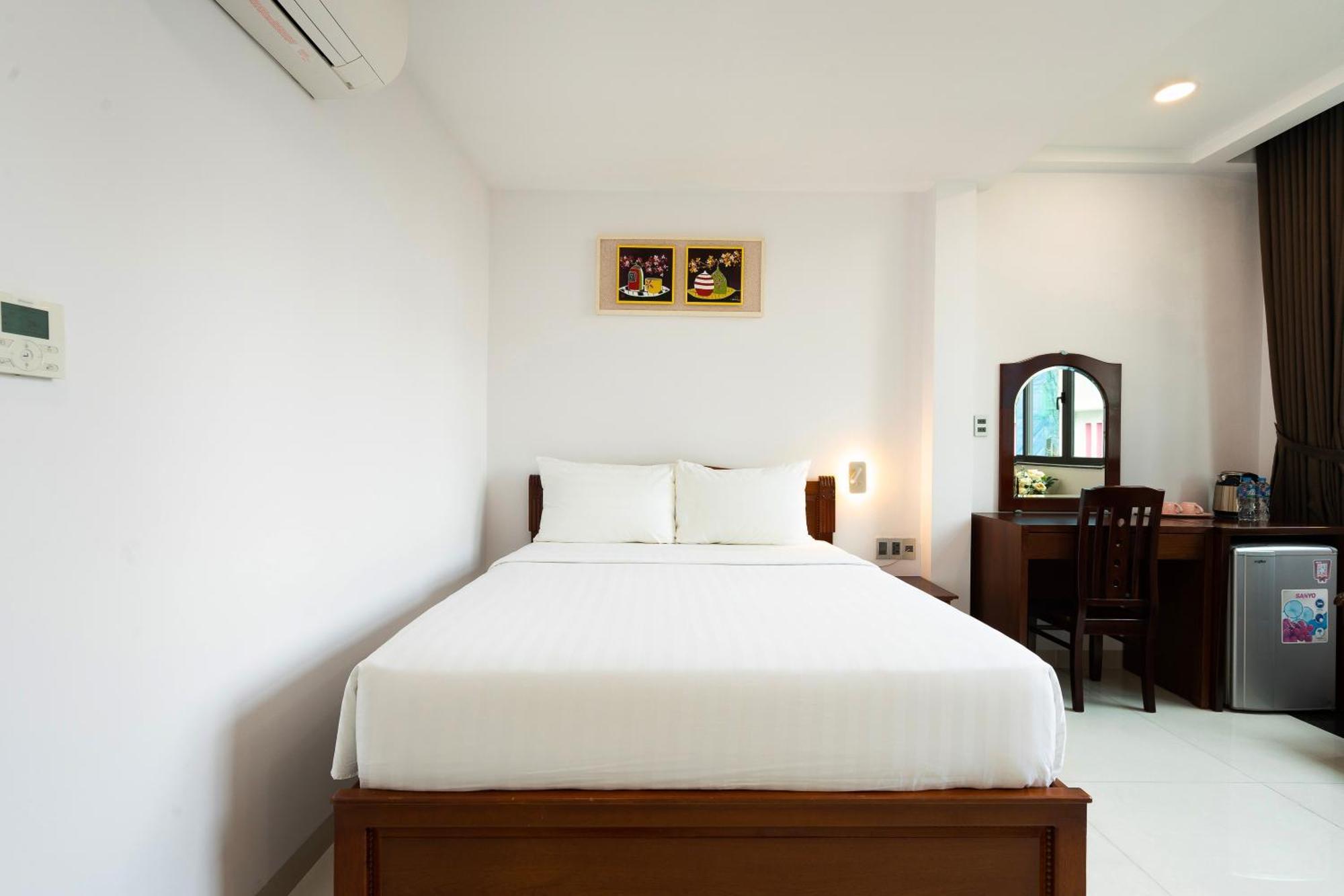 Hoang Luxury Hotel Dist 1 Ho Chi Minh Экстерьер фото