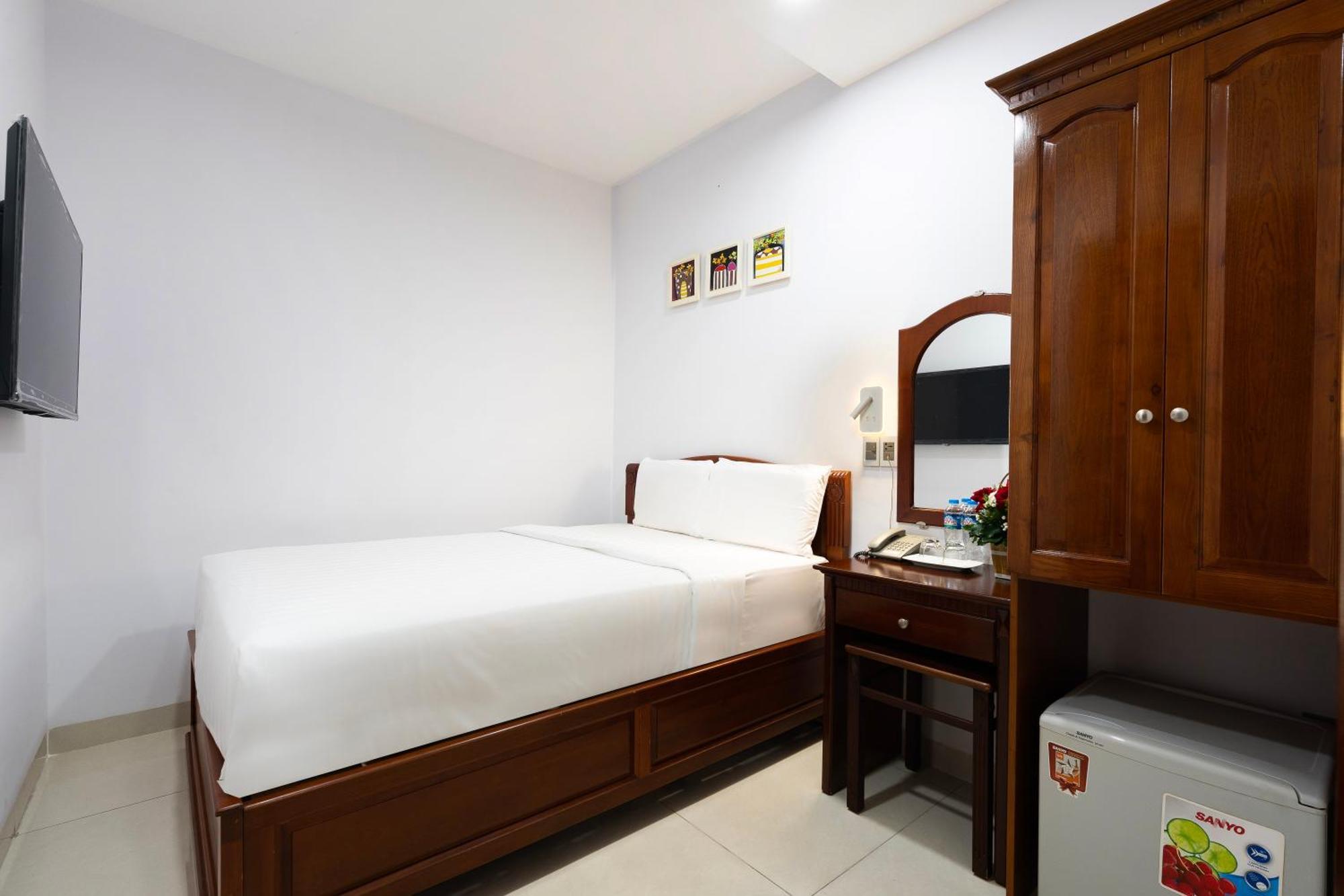 Hoang Luxury Hotel Dist 1 Ho Chi Minh Экстерьер фото